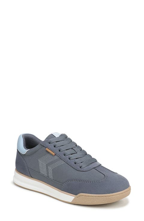 Throwback Retro Sneaker (Women)