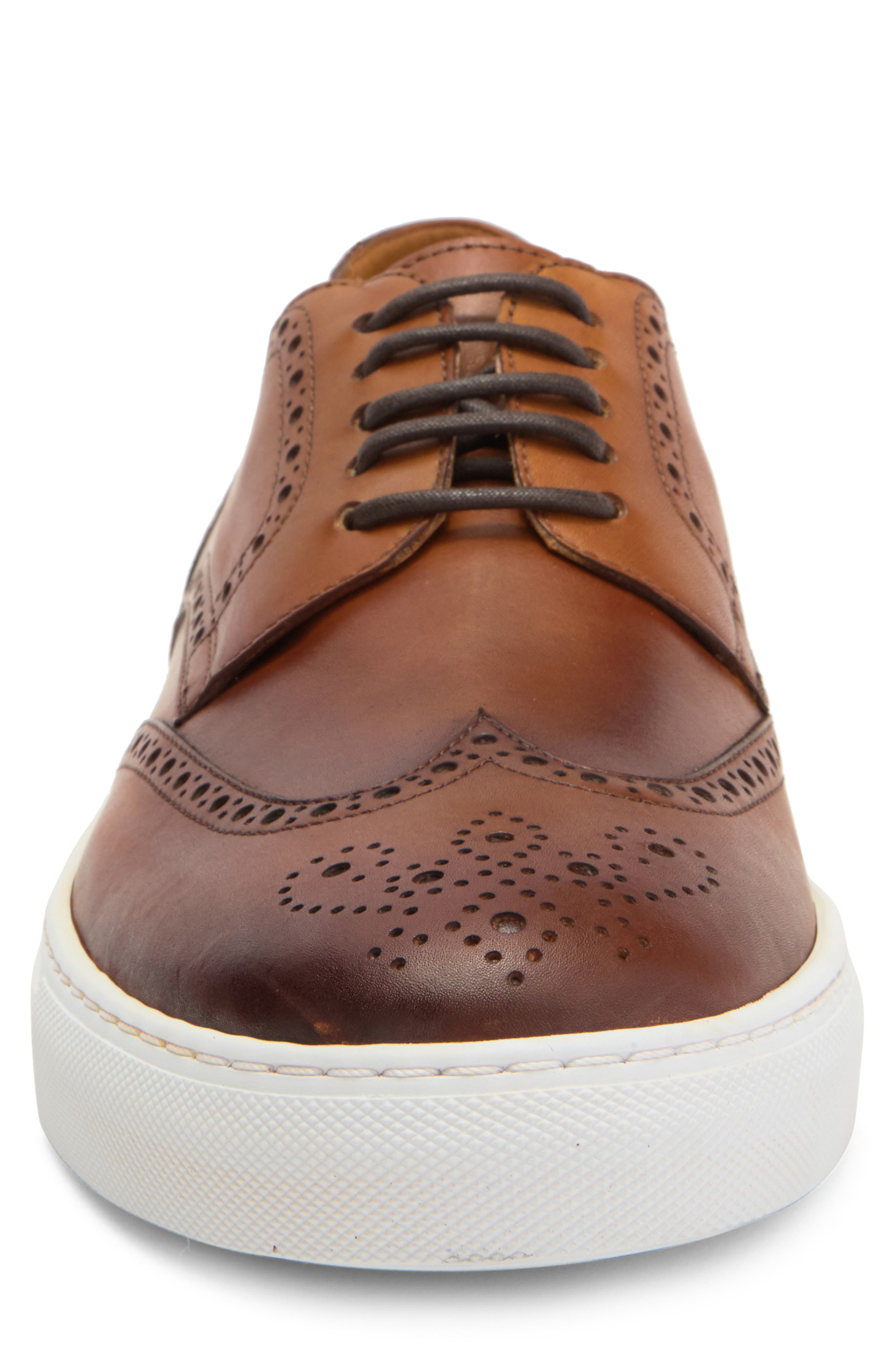 Magnanni Albert Wingtip Sneaker, Alternate, color, Cuero