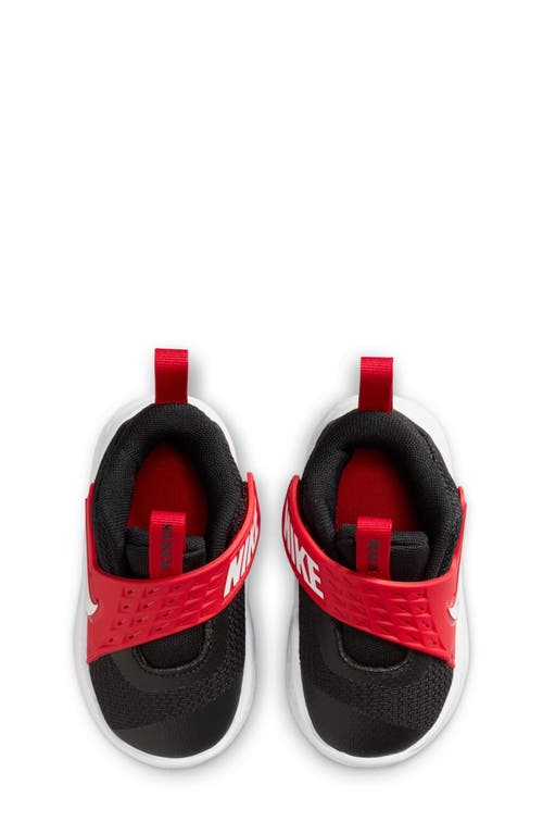 Nike Kids' Team Hustle D 12 Basketball Sneaker