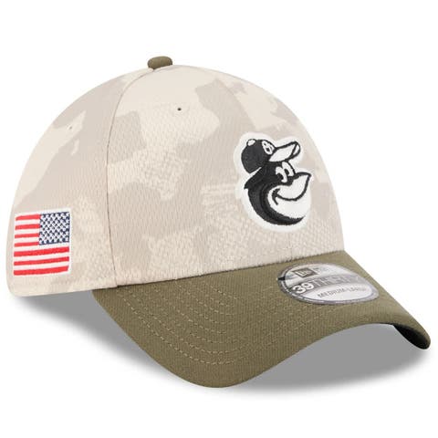 Men's New Era Light Beige/Olive Baltimore Orioles 2025 Armed Forces Day 39THIRTY Flex Hat