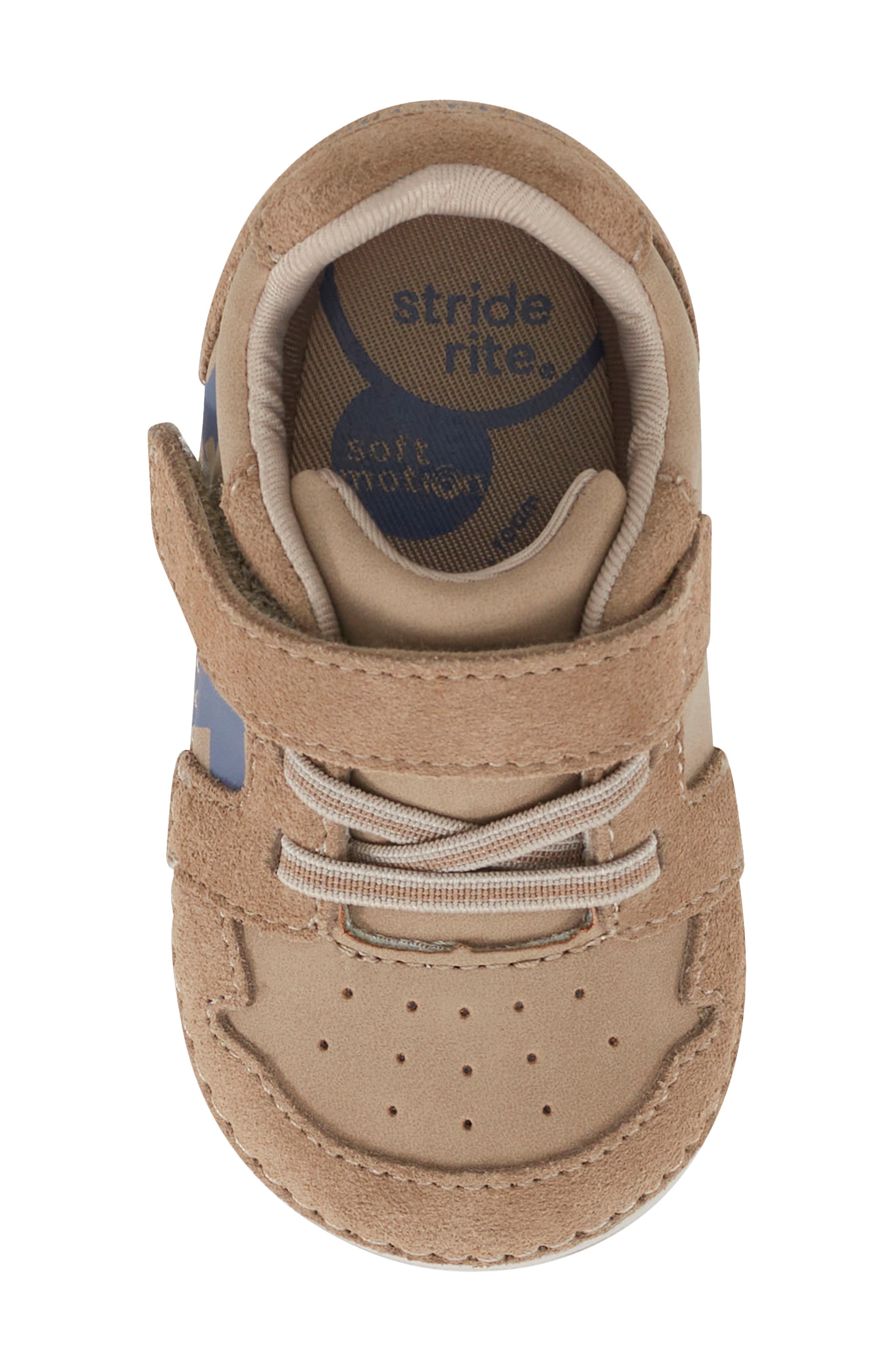 Stride Rite Kids' Waverly Sneaker, Alternate, color, Walnut