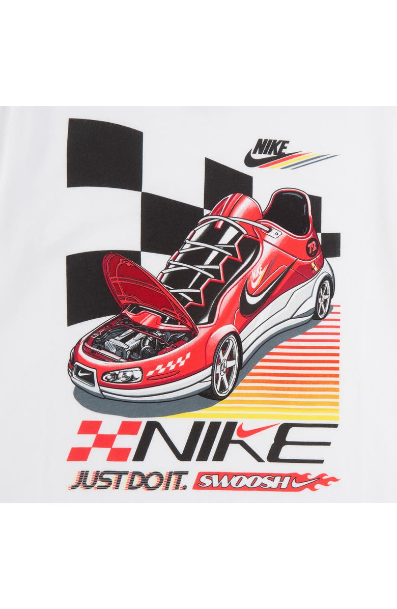 Nike Kids' Victory Lap Graphic T-Shirt, Alternate, color, White