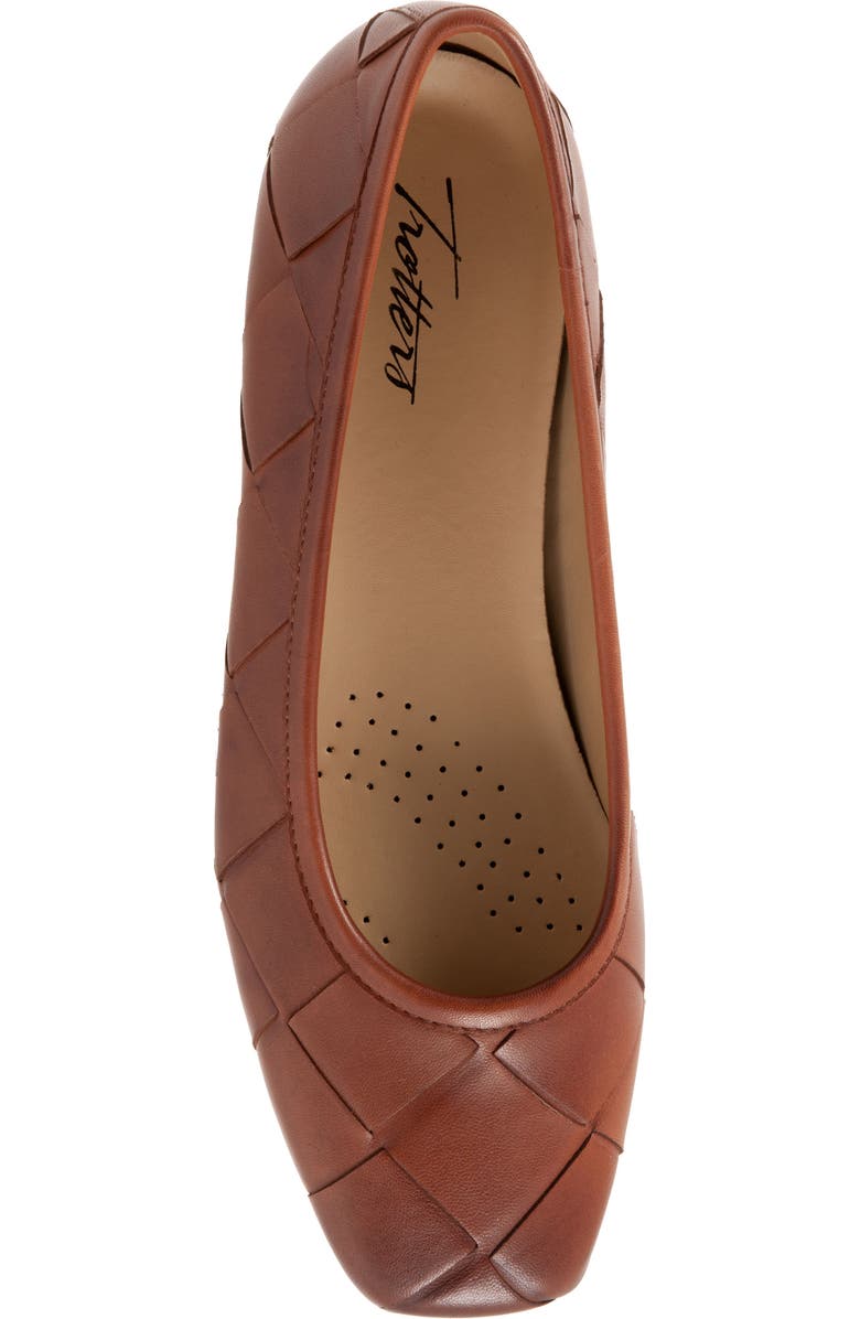 Trotters Hanny Flat, Alternate, color, Luggage Leather