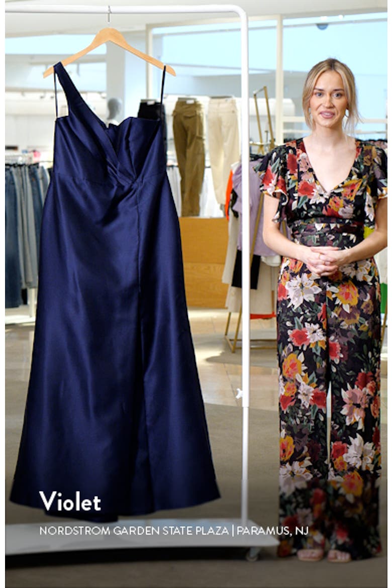 One-Shoulder Satin Twill Trumpet Gown video