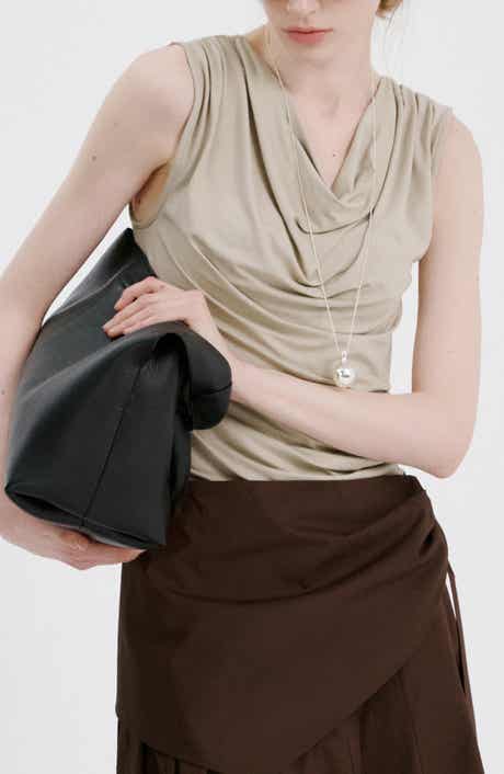 Camiseta Cowl Neck T-Shirt