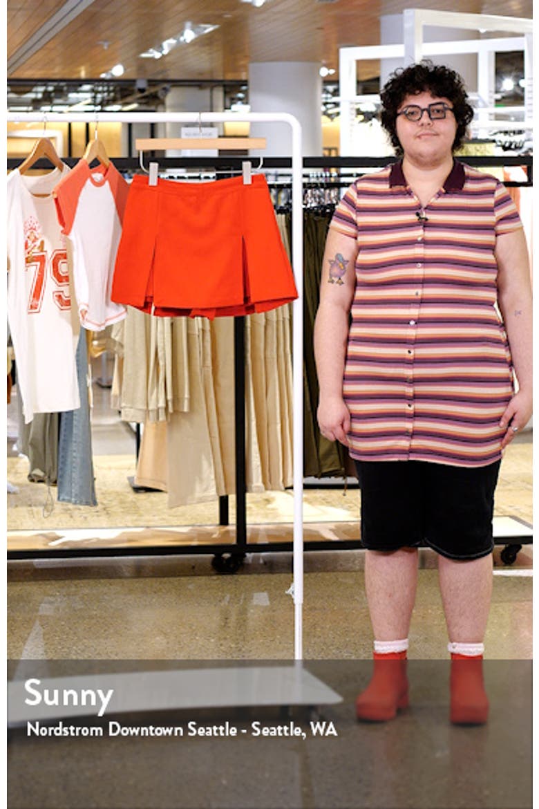 Box Pleat Miniskort video