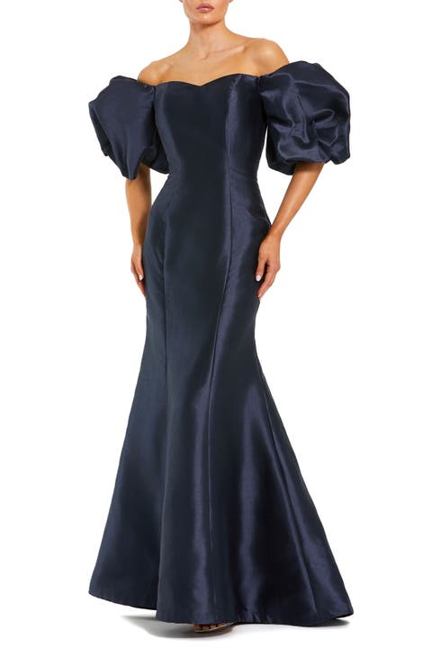 Petite Sweetheart Off The Shoulder Puff Sleeve Gown