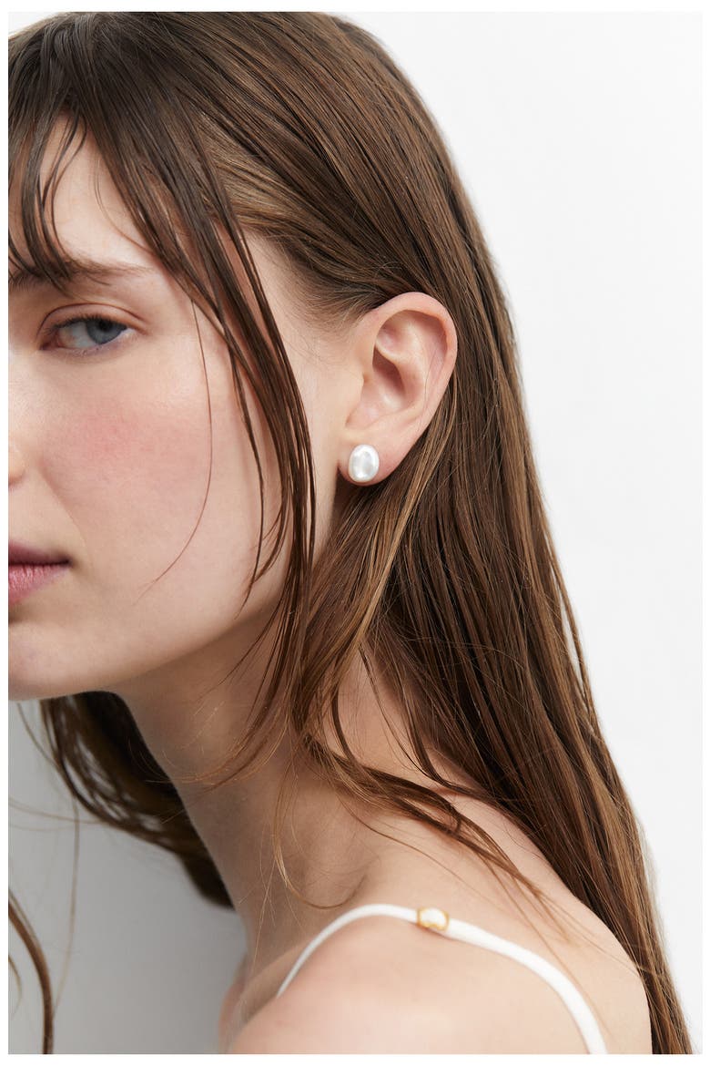 Madrid Small Freshwater Pearl Stud Earrings, Alternate, color, GOLD