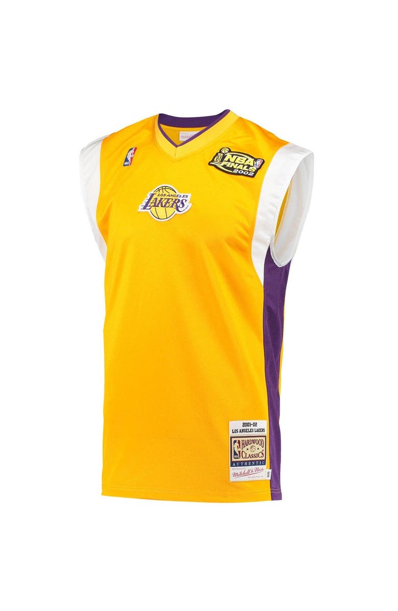 Mitchell & Ness Men's Mitchell & Ness Gold Los Angeles Lakers 2002 NBA Finals Hardwood Classics On-Court Authentic Sleeveless Shooting Shirt, Alternate, color, 