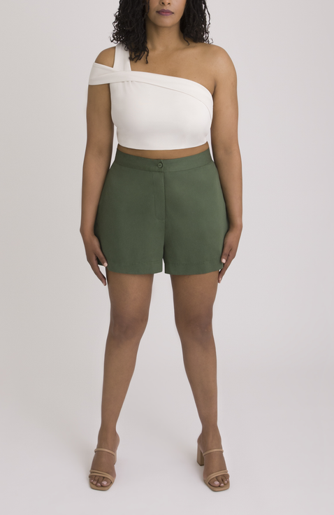 The Anywhere Short For Full Hips And Thighs