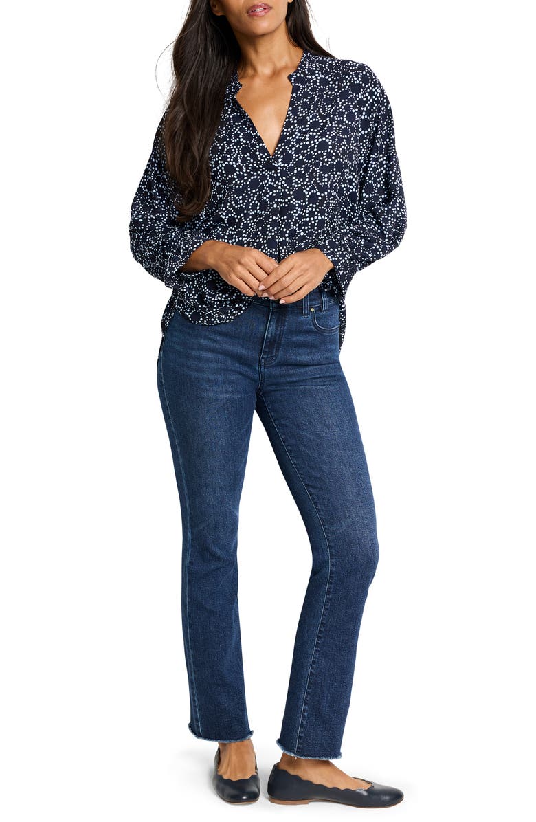 NIC+ZOE Pearl Garden Cinch Waist To[p, Alternate, color, Indigo Multi