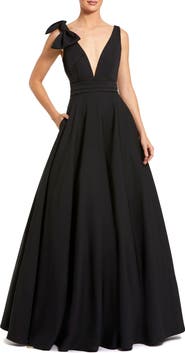 Mac Duggal Petite Sleeveless Plunge Neck Ball Gown With Bow Detail