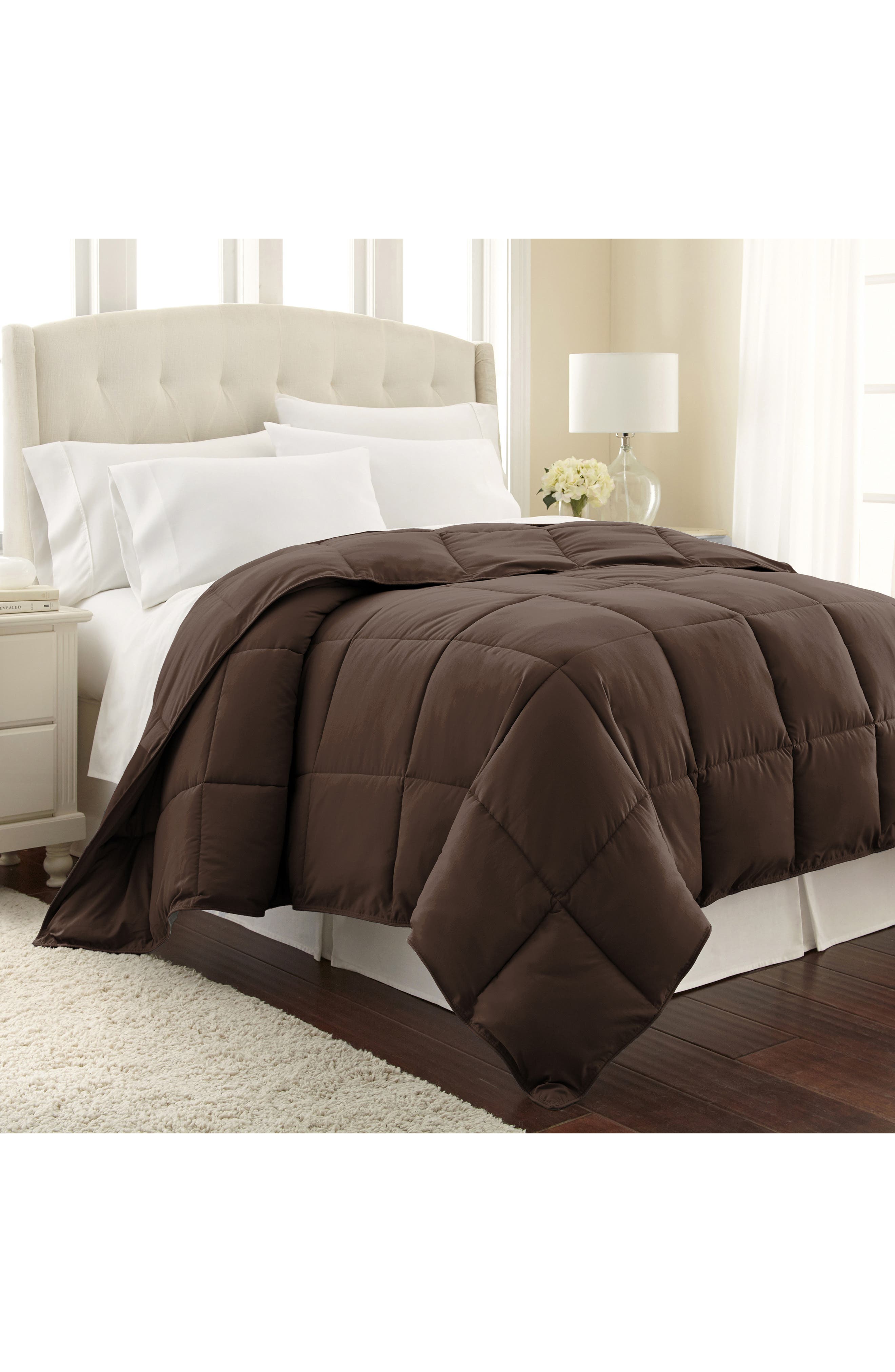 CHOCOLATE BROWN