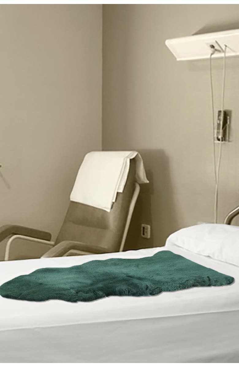 NATURAL Genuine Shearling Sheepskin Pelt - 24" x 36", Alternate, color, Emerald