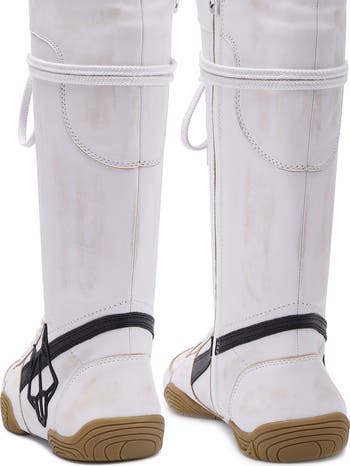 Betsy Boxing Boot
