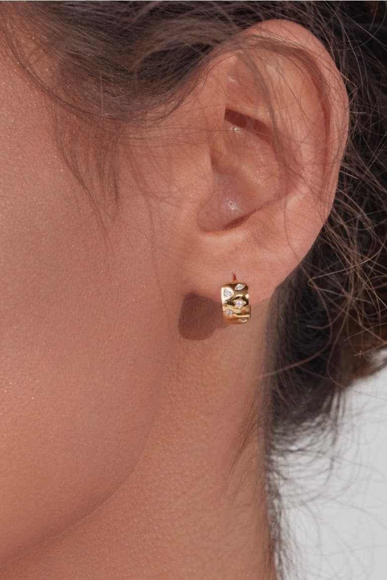 14k Gold Plated Stellar Huggies Star Hoop Earrings Dainty Trendy, Alternate, color, Gold