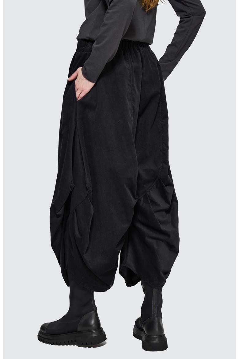 Noira Pleated Balloon Pants, Alternate, color, Black
