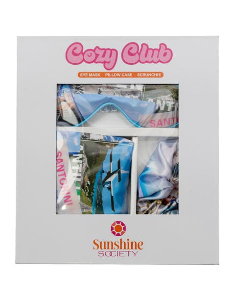 World Traveler Cozy Club Set