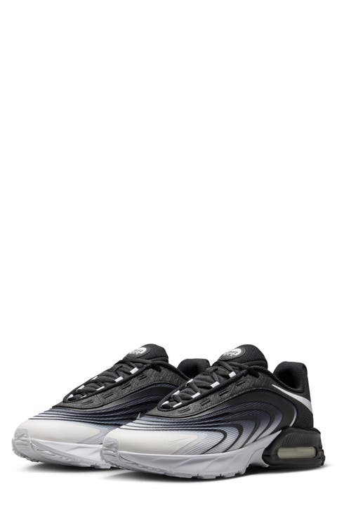 Air Max Fire Sneaker