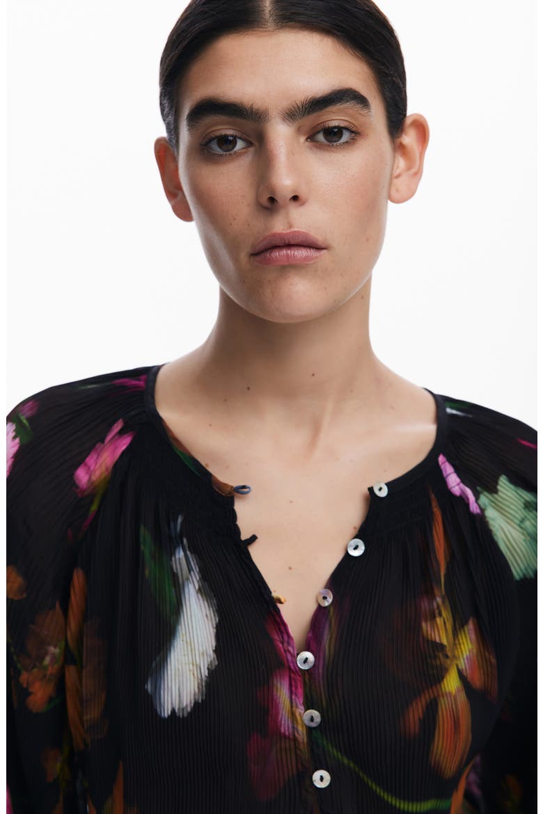 Floral Print Plissé Top, Alternate, color, BLACK
