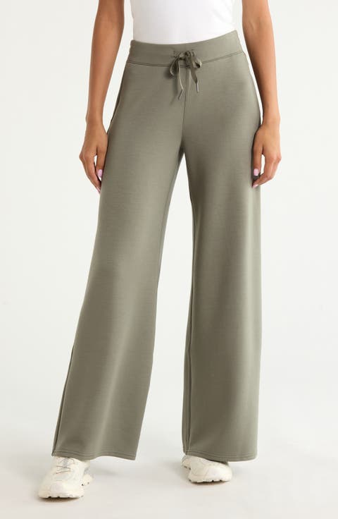 AirEssentials Wide Leg Pants