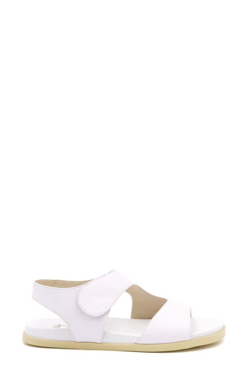 Amalfi By Rangoni Beata Sandal In White Parmasoft