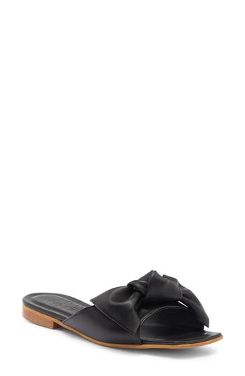 2 Twin Hearts Bow Flat Sandal In Black