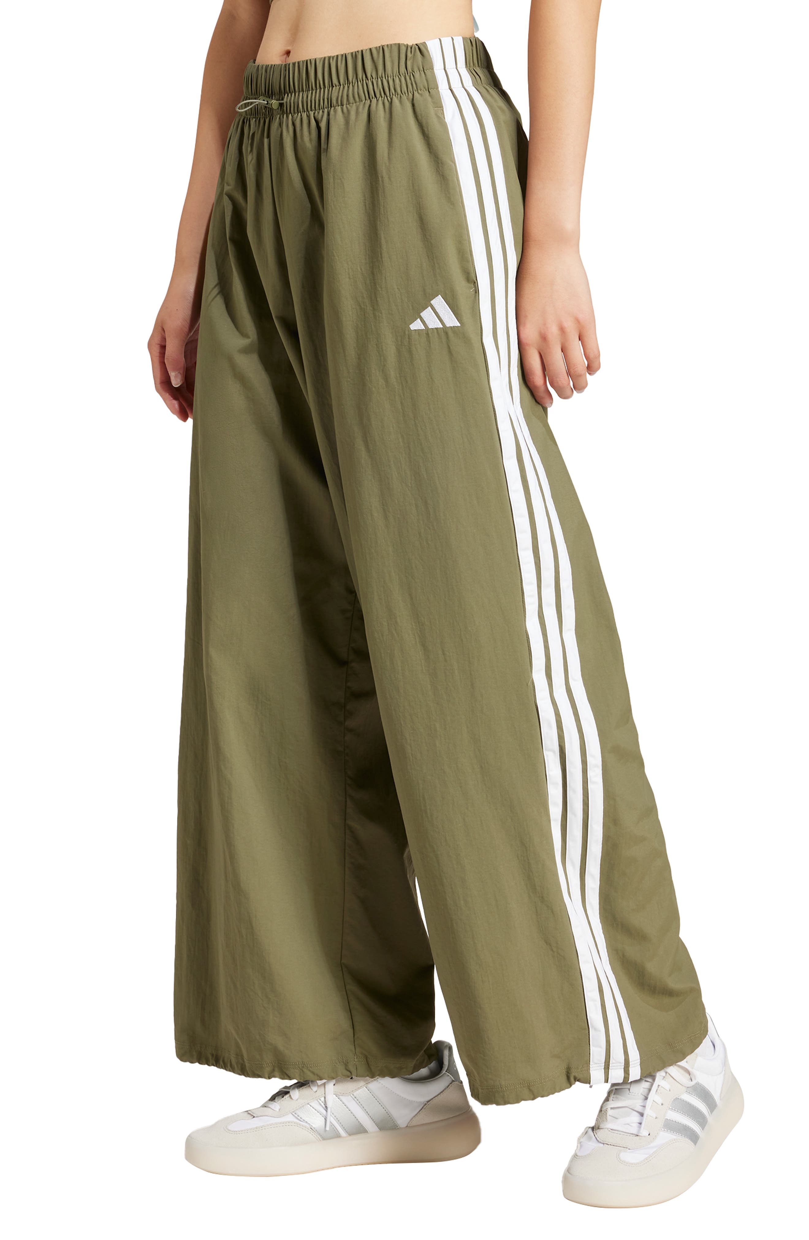 Essentials 3-Stripes Lifestyle Woven Parachute Pants