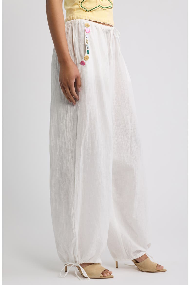 Livara Button Balloon Trousers, Alternate, color, WHITE