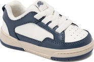 Stride Rite Osaka Sneaker