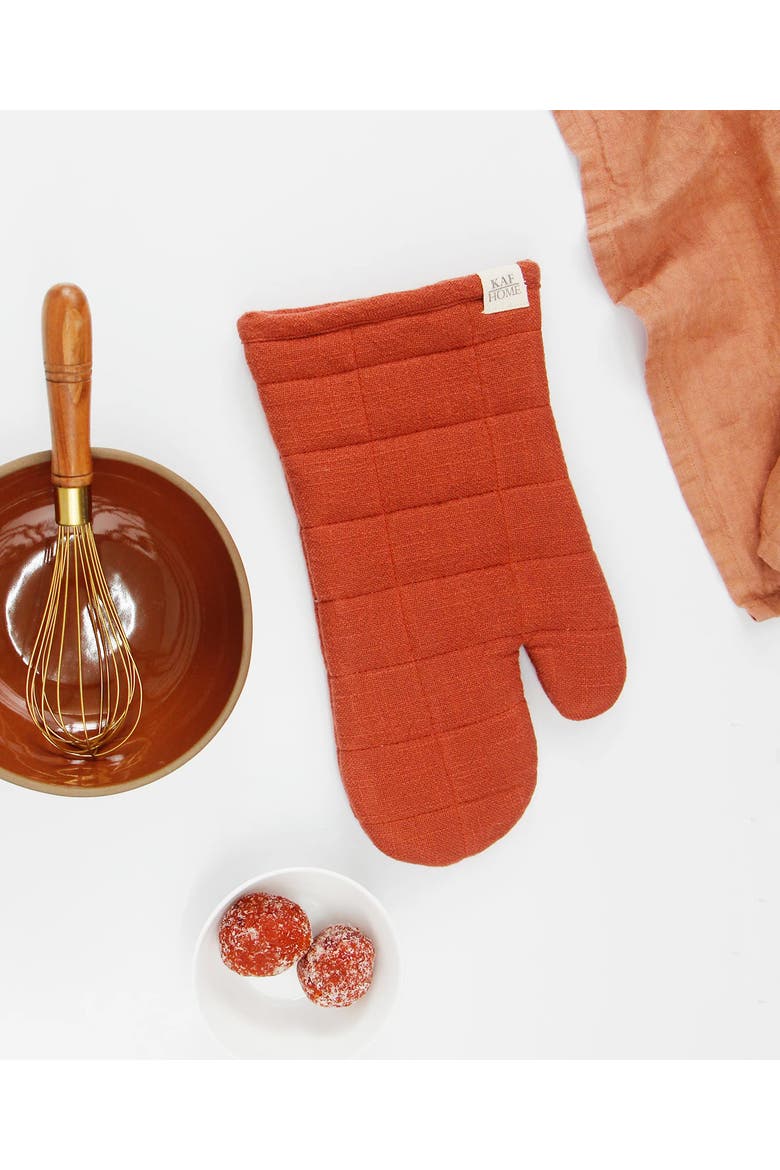 Monaco Quilted Oven Mitt, Alternate, color, Sierra