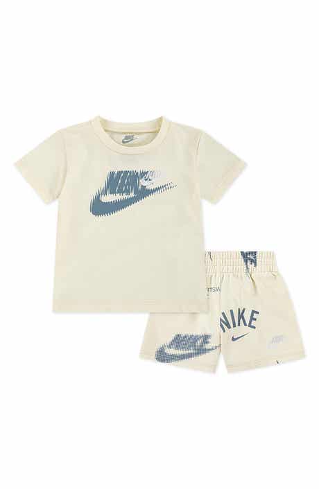 Nike Club Brand Energy Graphic T-Shirt & Shorts Set
