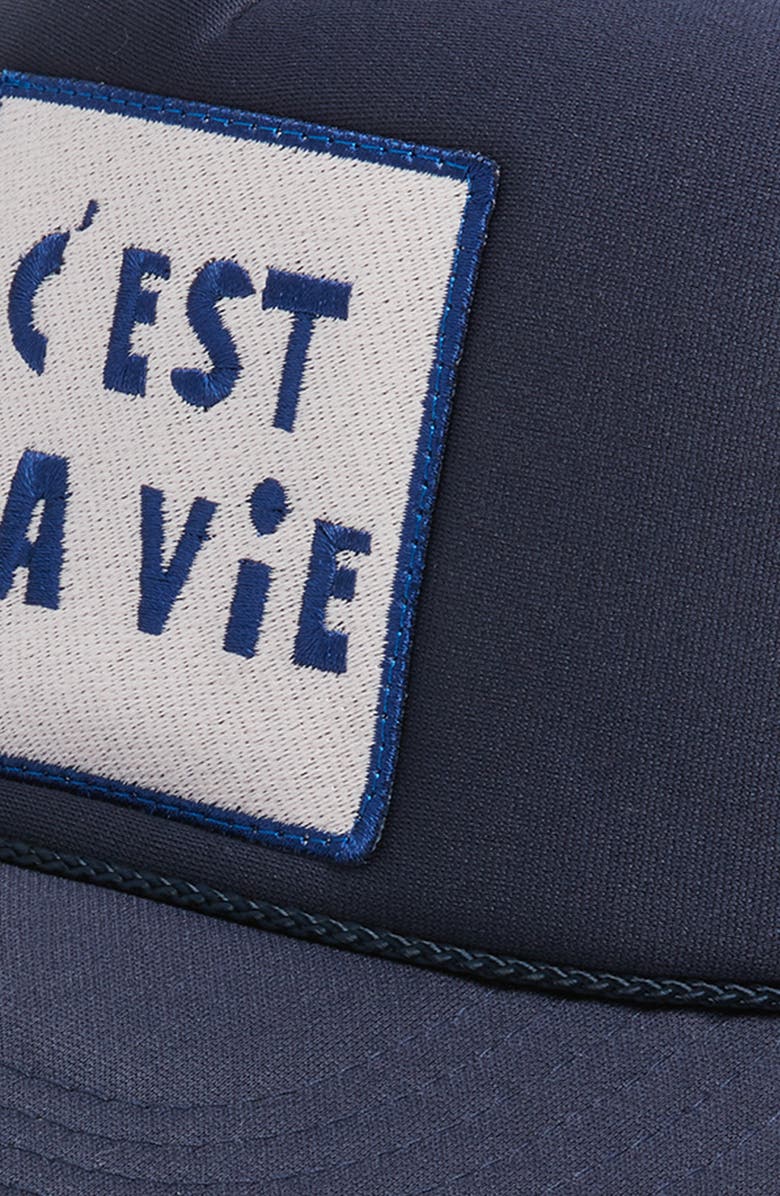 Friday Feelin’ C'est la Vie Trucker Hat, Alternate, color, Navy