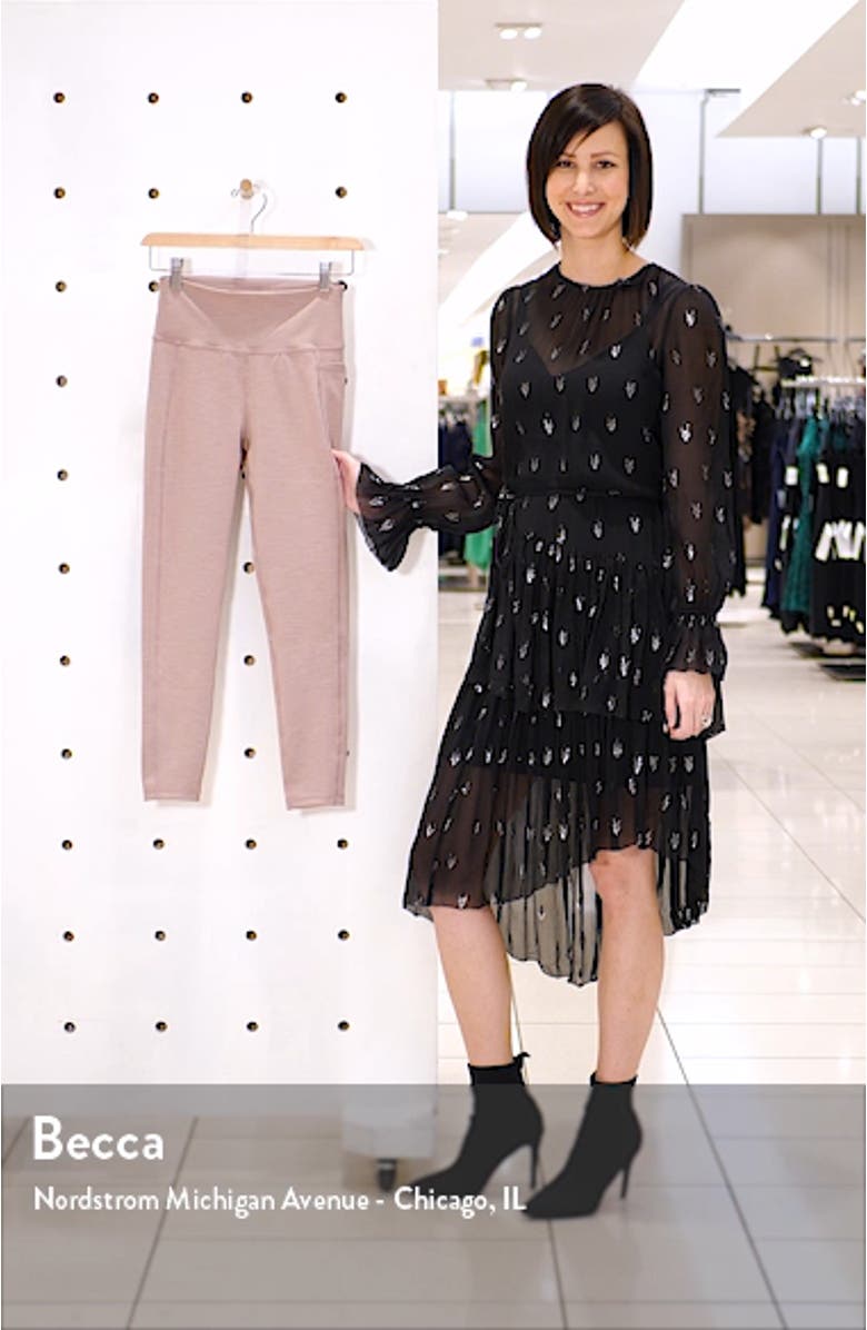 Super Sculpt Pocket 7/8 Yoga Leggings, sales video thumbnail