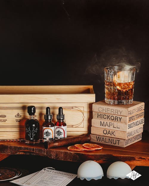 Spirits With Smoke Old Fashioned Cocktail Smoker Kit With 5 Wood Chips For Cocktail Smoker, Barware, In Brown