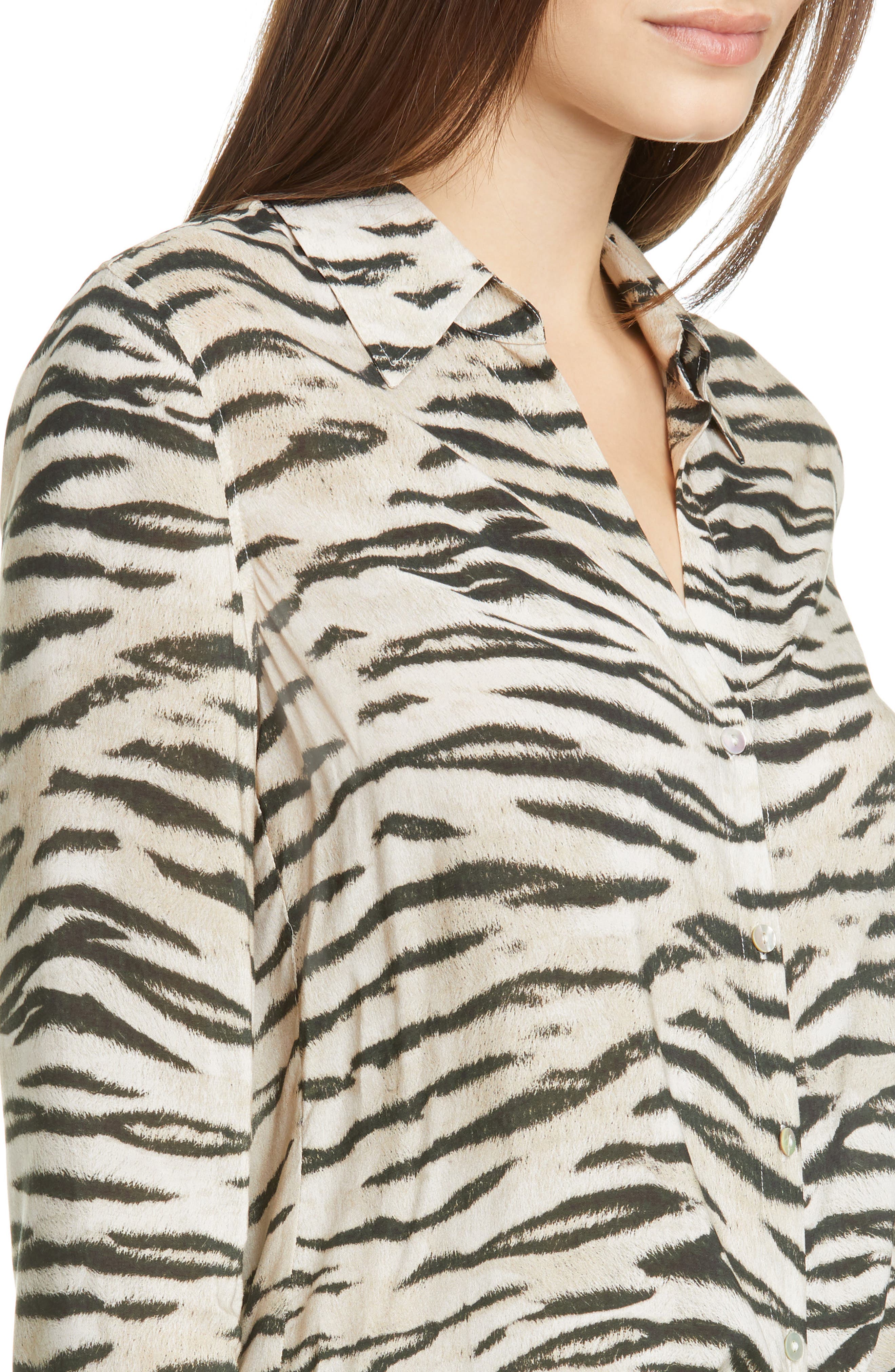 L'AGENCE Holly Tiger Print Blouse (Women) | Nordstromrack
