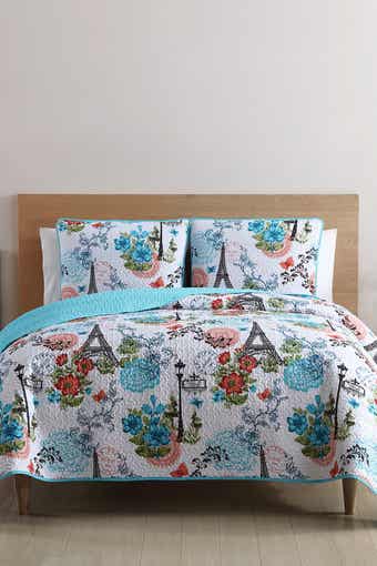 VCNY HOME Eiffel Reversible Quilt Set - King