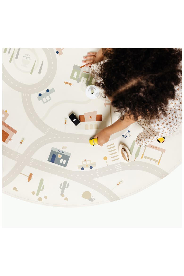 Commons Print Round Leather Play Mat, Alternate, color, COMMONS