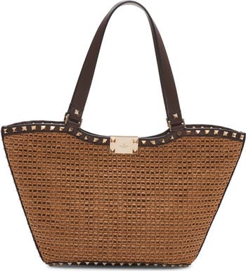 トートバッグ VALENTINO GARAVANI Embroidered Raffia Mini Rockstud Handbag Valentino Garavani Embroidered Raffia Mini Rockstud Handbag