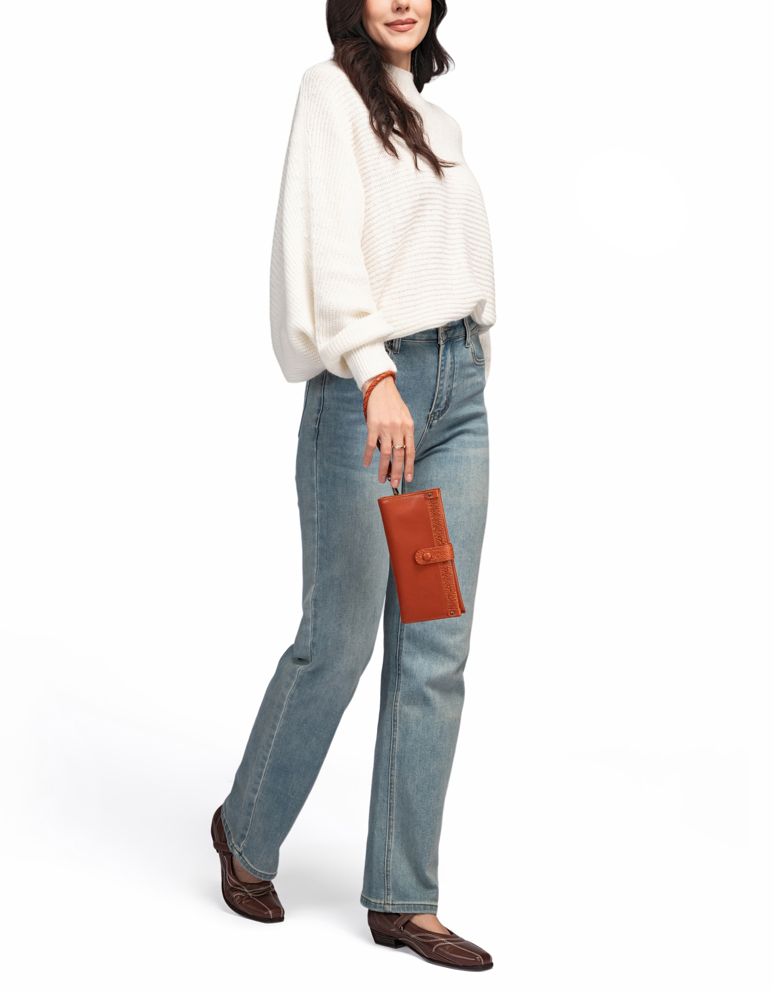OLD TREND Iris Genuine Leather Modular RFID Wristlet Clutch, Alternate, color, Cognac
