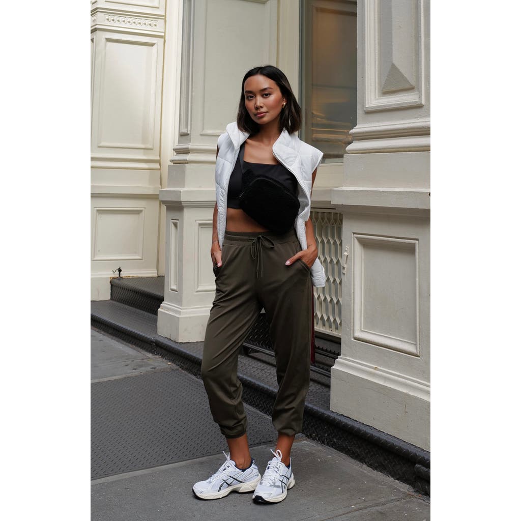 Zella Move In Pocket Joggers