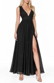 Love By Design Athen Plunging V-Neck Maxi Dress