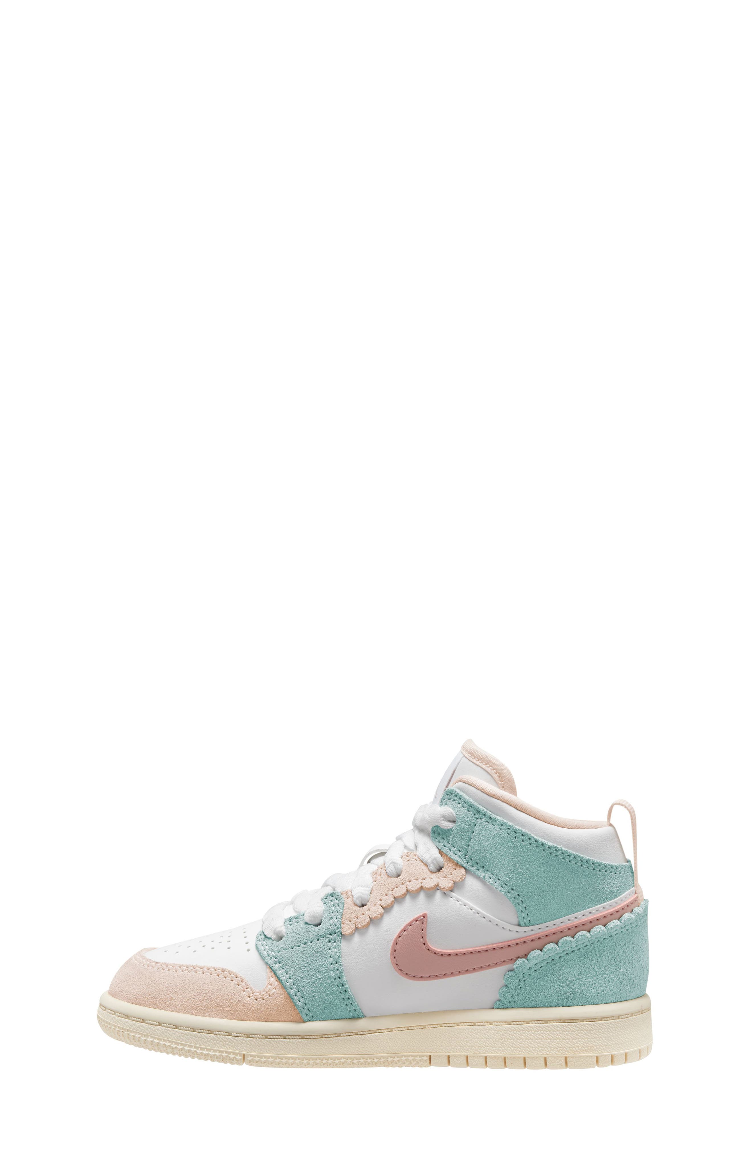 Jordan Kids' Air Jordan 1 Mid SE Sneaker, Alternate, color, 