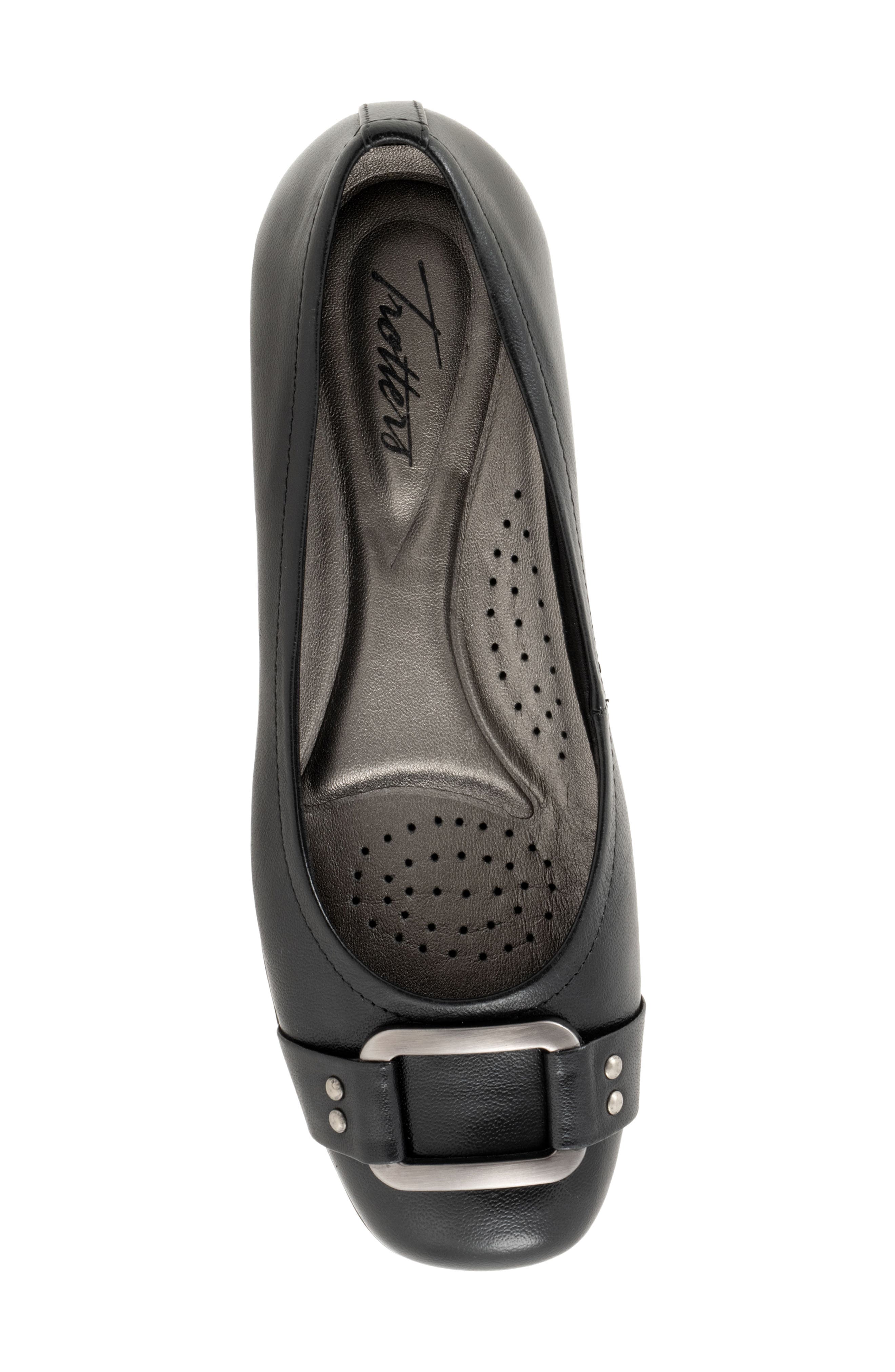 Trotters Sizzle Signature Flat - Multiple Widths Available, Alternate, color, Black
