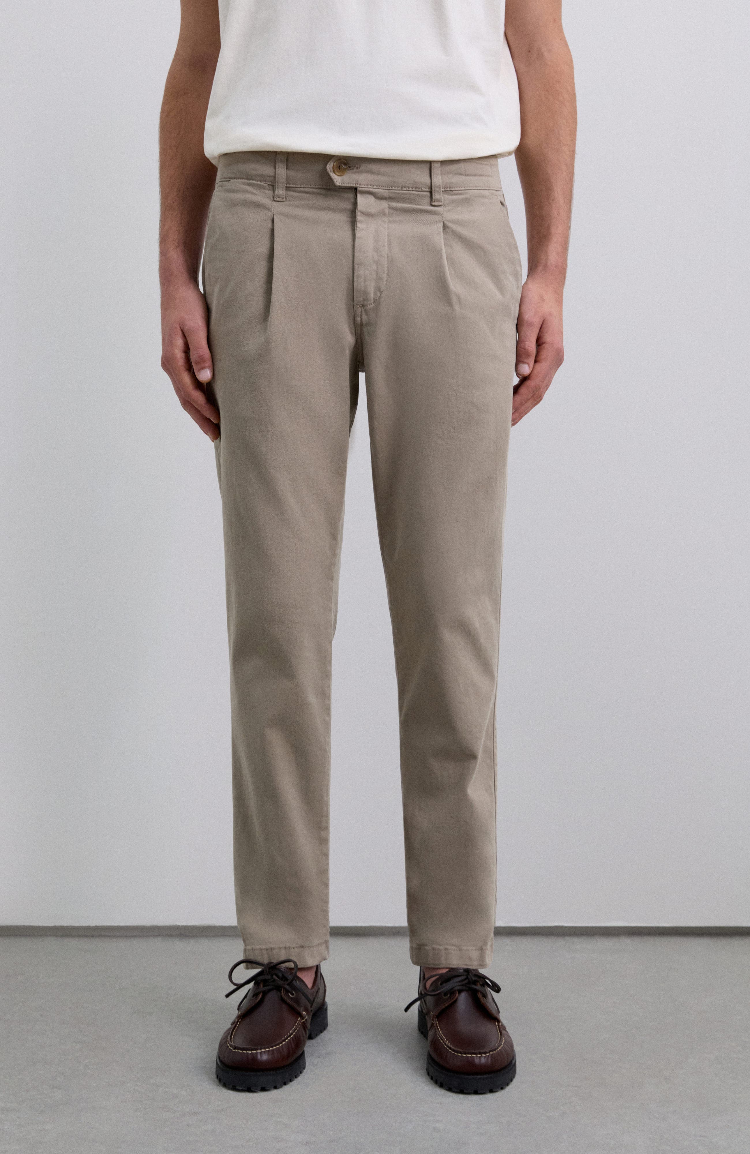 Taupe
