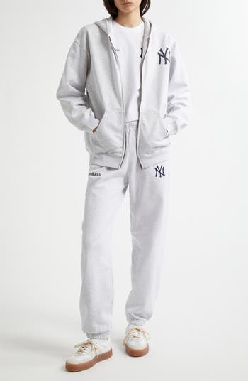 Sporty & Rich Yankees Serif Graphic Zip Hoodie | Nordstrom Sporty & Rich Yankees Serif Graphic Zip Hoodie | Nordstrom