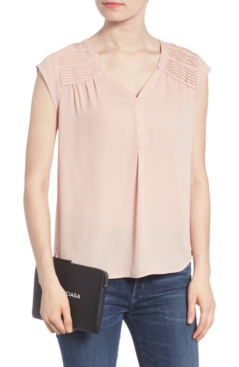 Balenciaga Medium Everyday Leather Pouch, Alternate, color,