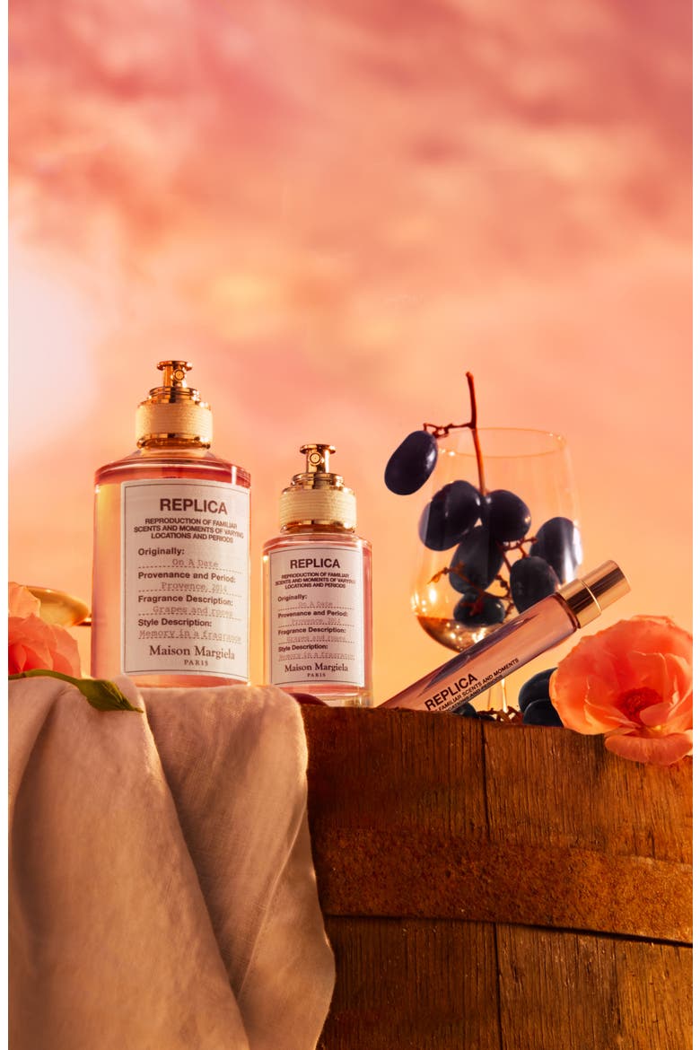Replica On A Date Eau de Toilette, Alternate, color, REGULAR