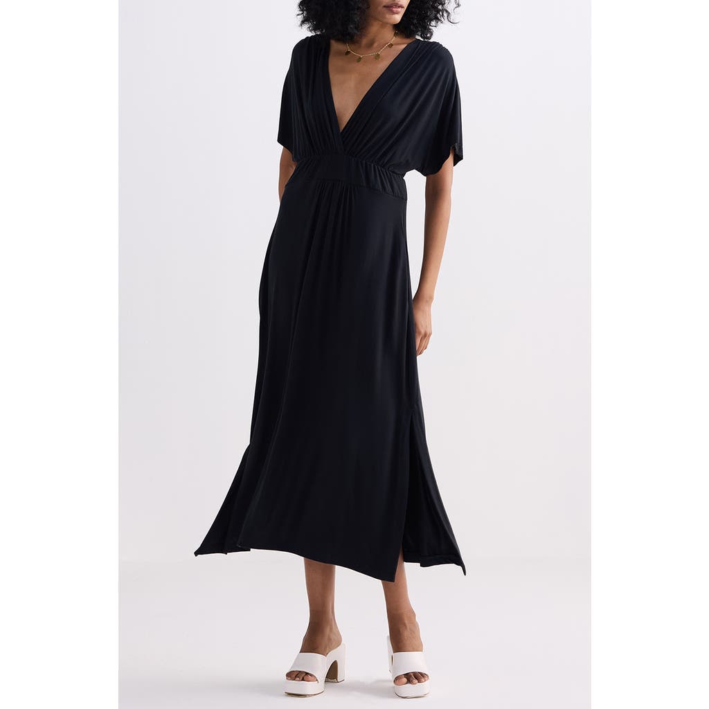 Reistor Flowy A-line Maxi Dress With Side Slits In Black