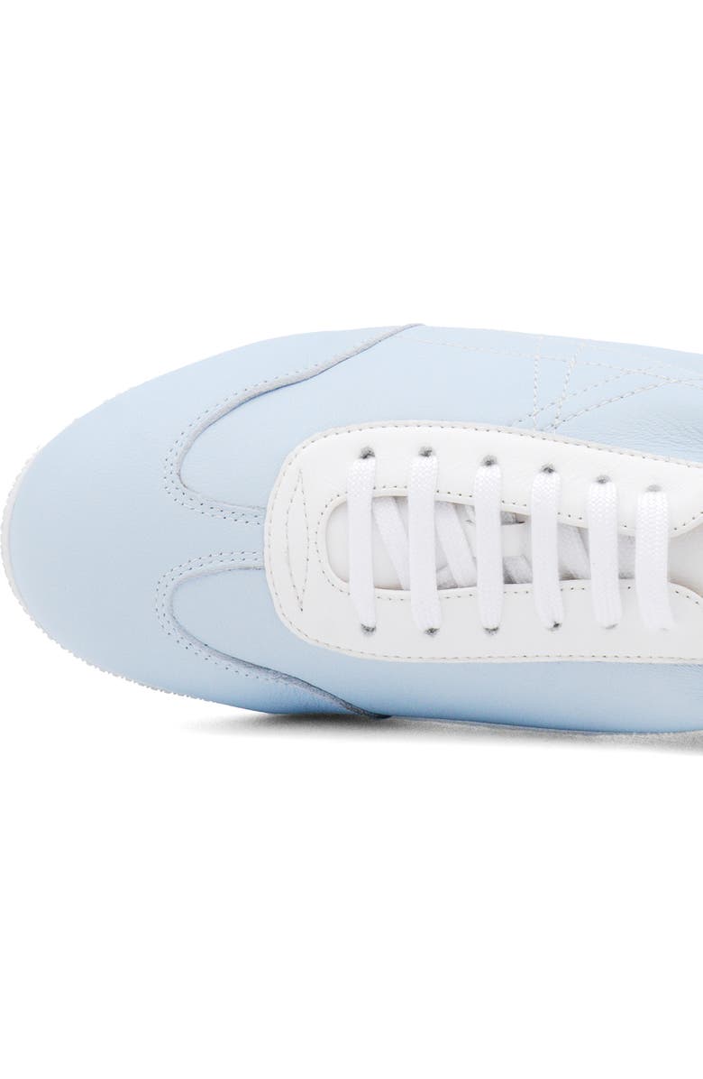 Amalfi by Rangoni Raffinato Sneaker, Alternate, color, Jeans Parmasoft/ Cashmere